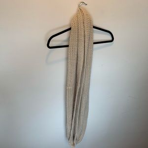 Infinity scarf